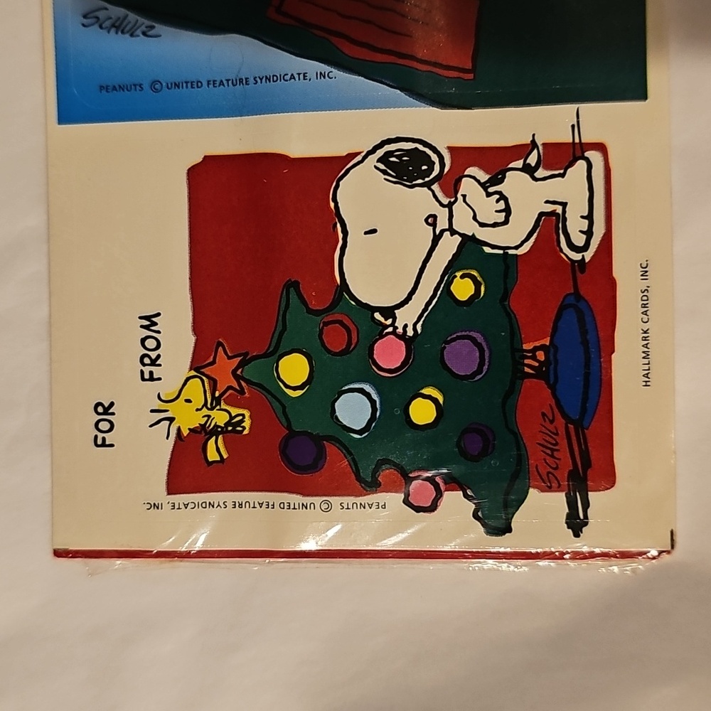 Vintage Peanuts Seals For From Tags Snoopy Woodstock Christmas Winter Holiday - Picture 3 of 9